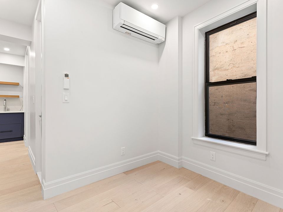 2nd image of 371 Broome St APT 13
