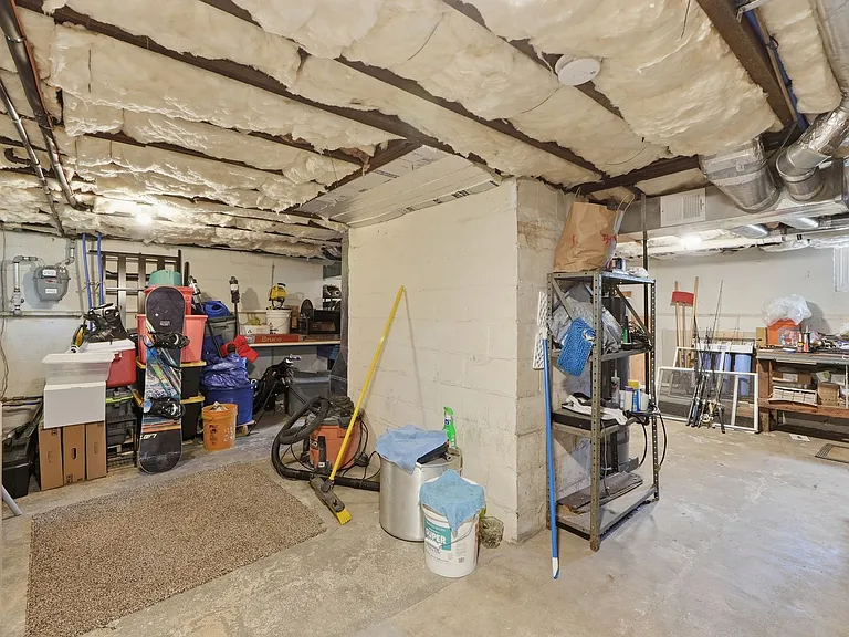 6 Elm St #1 — Photo 14