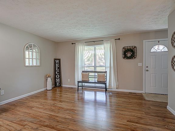 2nd image of 3721 Ellis Way