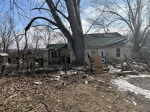 986 Weeping Willow Rd, Hendersonville, TN 37075