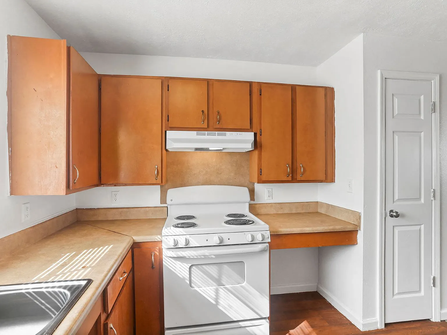 Madison Glen Apartments — Photo 2