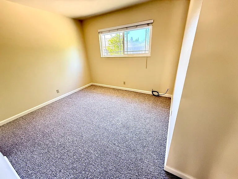 2810 Gavilan Ct — Photo 12