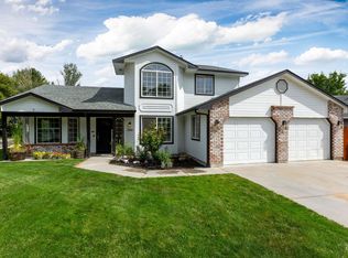 2656 S Weber Rapids Pl, Meridian, ID 83642