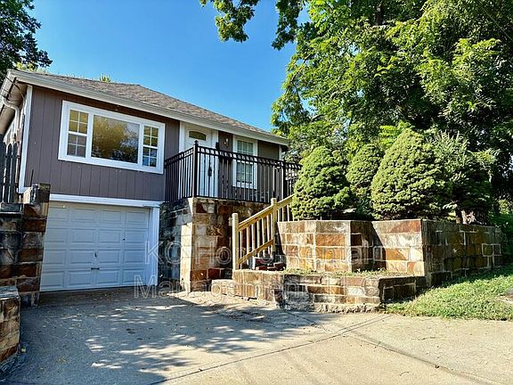 2nd image of 2817 W 41st Ave