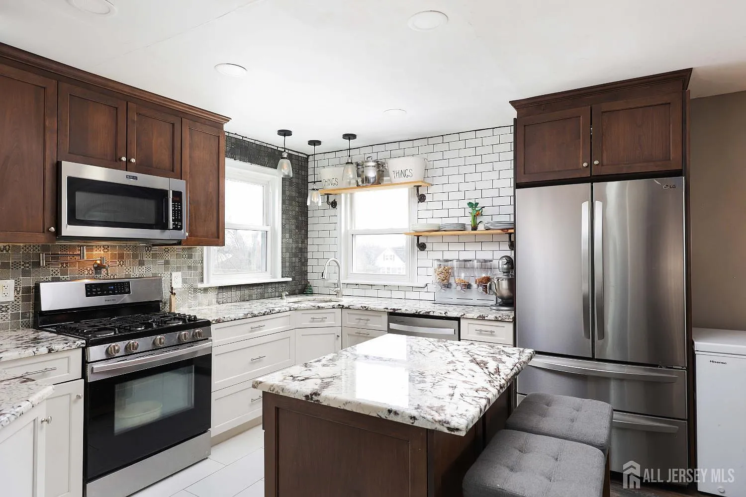 3 bed, 2.0 bath, $3,800 — Photo 1