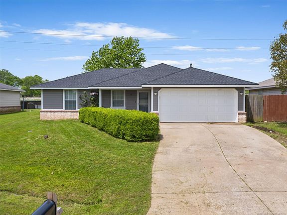 2nd image of 24962 S Heartwood Dr