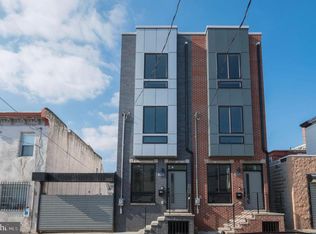 2560 N Water St, Philadelphia, PA 19125