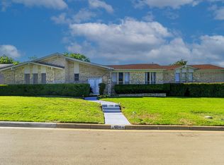 1700 Ellington Dr, Fort Worth, TX 76112