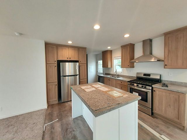 1st image of 1624 Palm St Unit 202