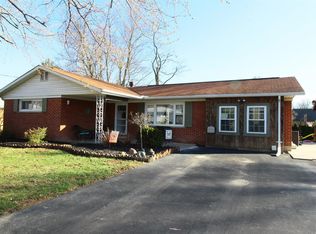 821 Wisnew Dr, Cincinnati, OH 45245