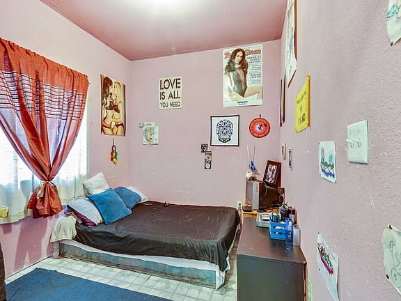 Bedroom #1