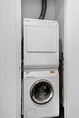 Sold by Compass | media 10