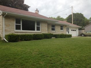 W60N349 Hilbert Ave, Cedarburg, WI 53012