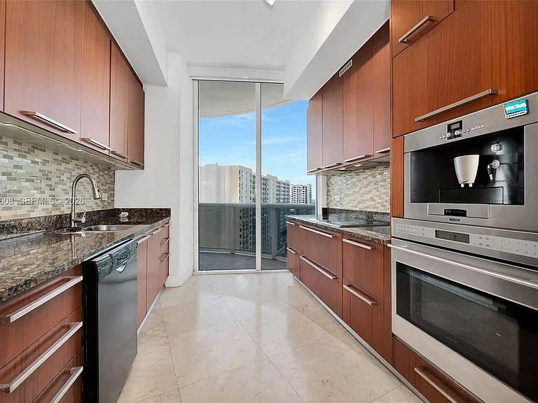 16001 Collins Ave #1005 — Photo 17