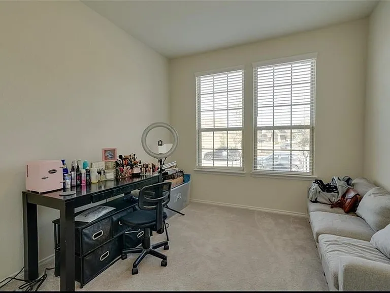 401 Duroc Dr — Photo 12