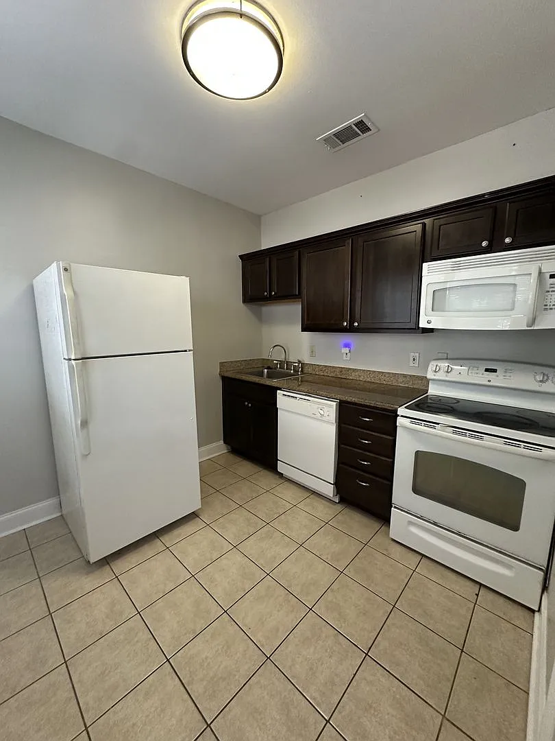 4337-4339banks/336-338salex — Photo 3