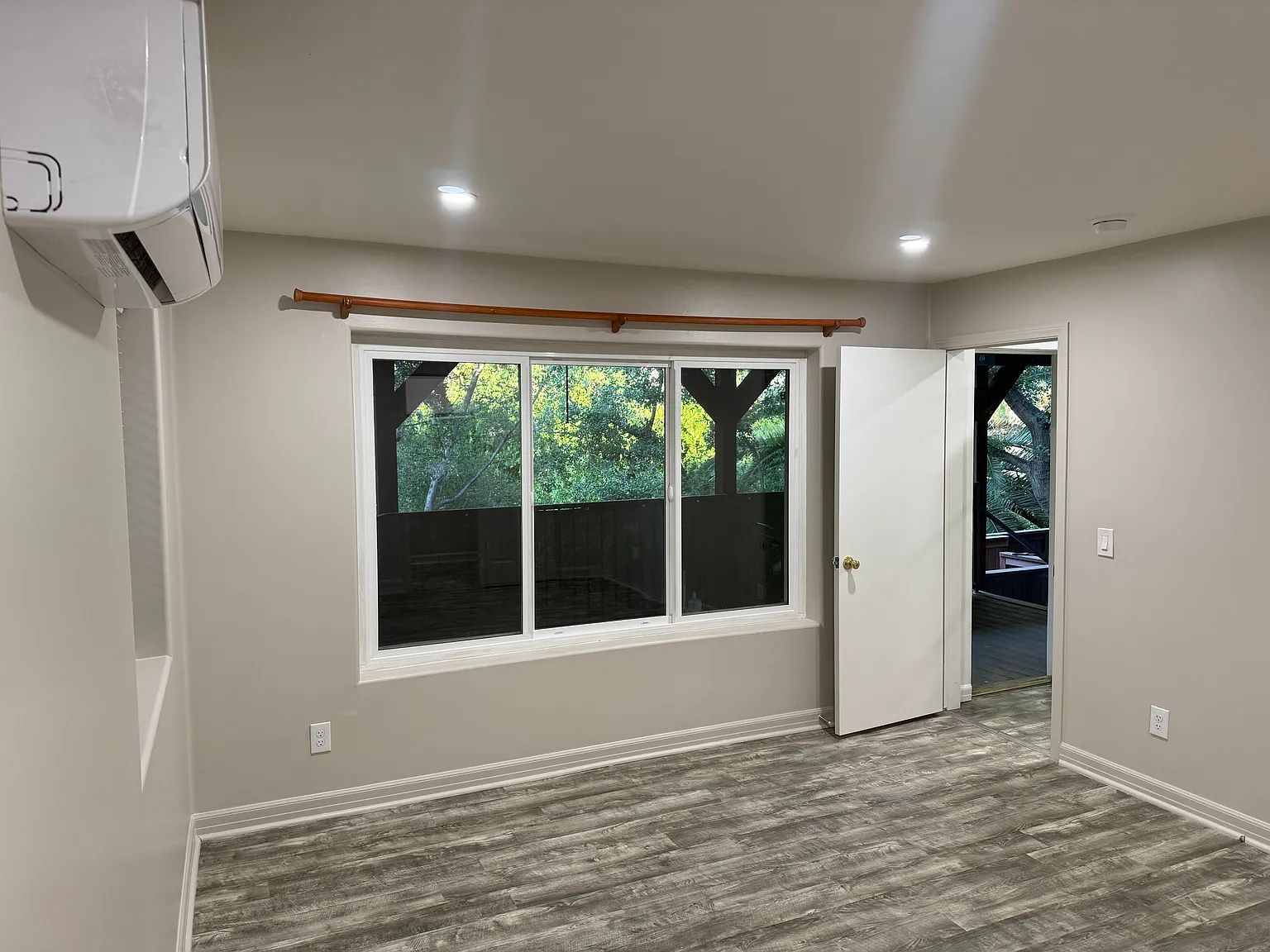 1 bed, 550 sqft, $2,600 — Photo 3