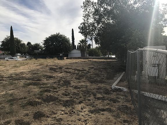 5th image of 2198 N Moorpark Rd