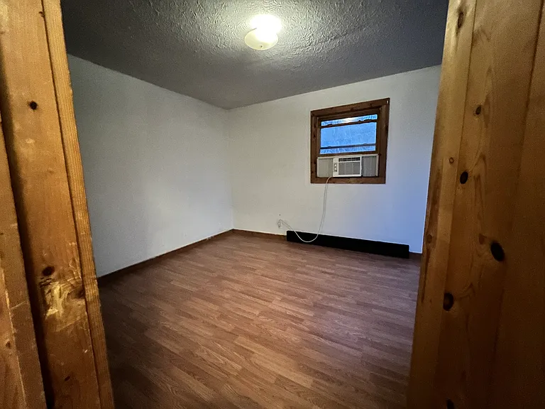 1094 S Pottersville Rd #5 — Photo 3