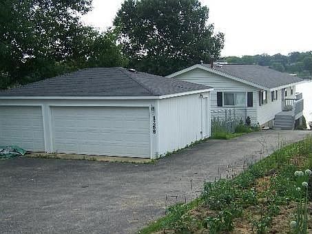 2nd image of 1268 Holiday Dr