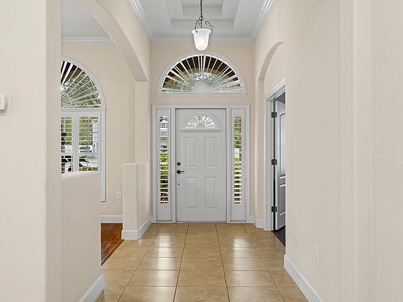 3rd image of 3124 Rolling Hills Ln