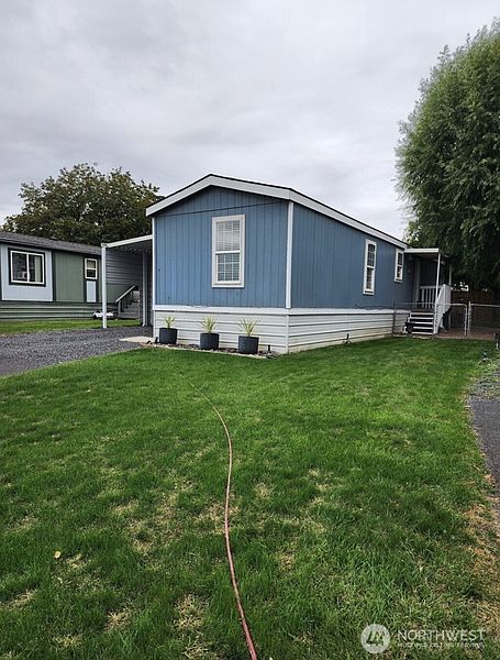 2nd image of 3010 W Peninsula Drive #86