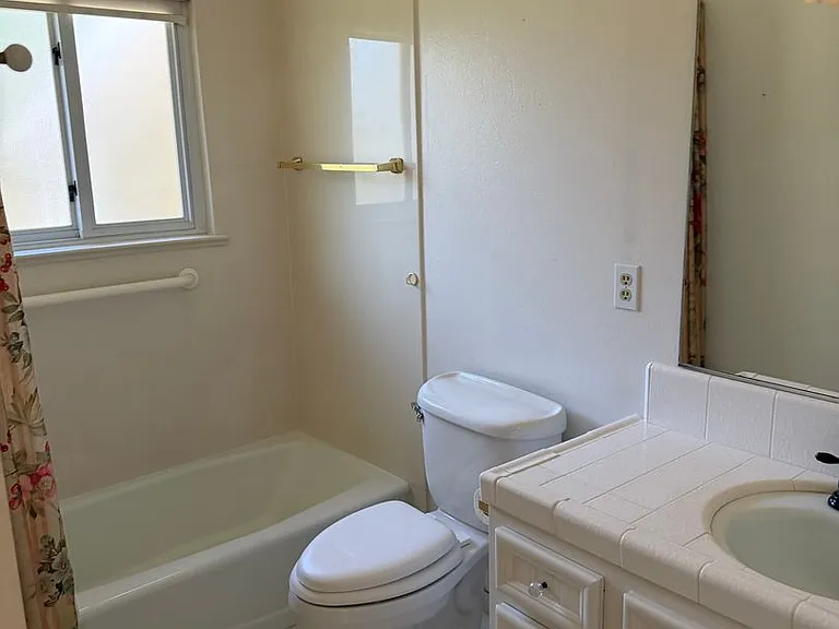 425 Corello St — Photo 26