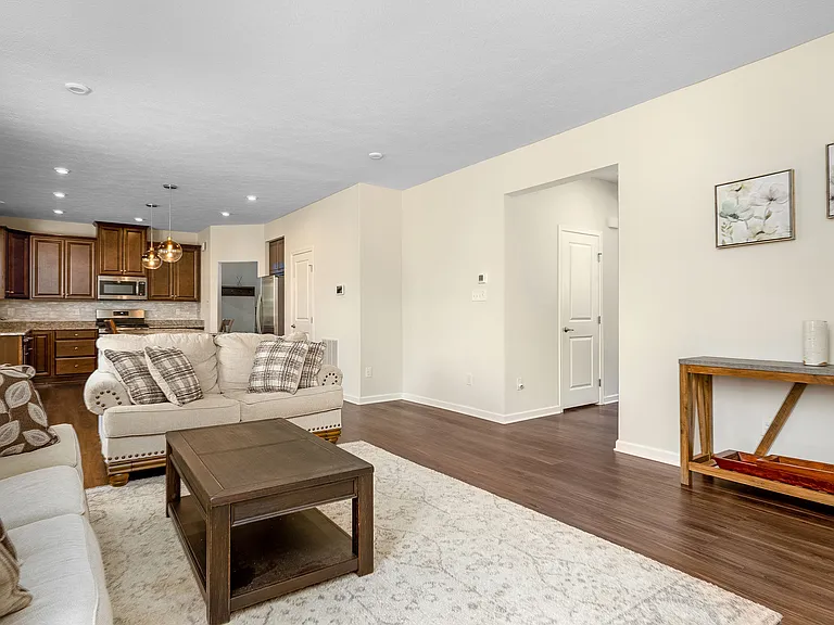 111 Pinevalley Dr — Photo 13