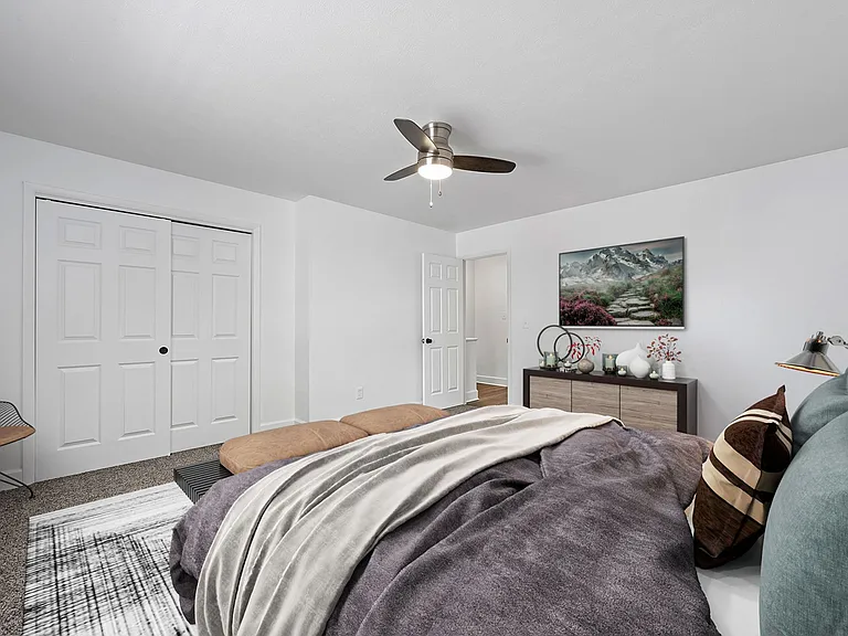 Native and Sienna Apartments — Photo 9