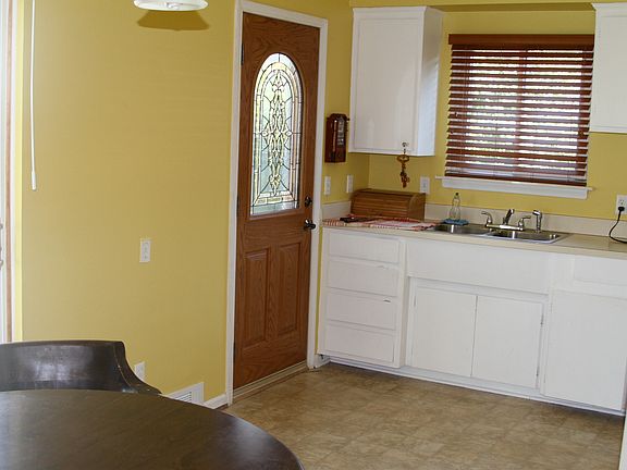 5th image of 6107 Cronin Dr