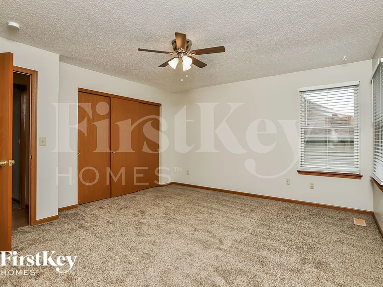 515 Misty Moss Ln — Photo 9