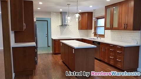 5th image of 1686 Wedgewood Cir