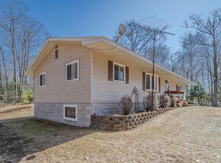 1632 W Carpenter Lake Rd #W, Eagle River, WI 54521
