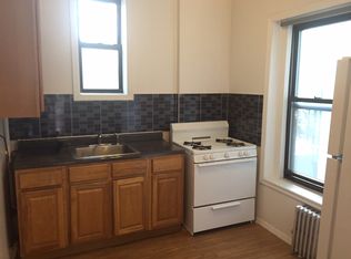 700 Manhattan Ave, Brooklyn, NY 11222