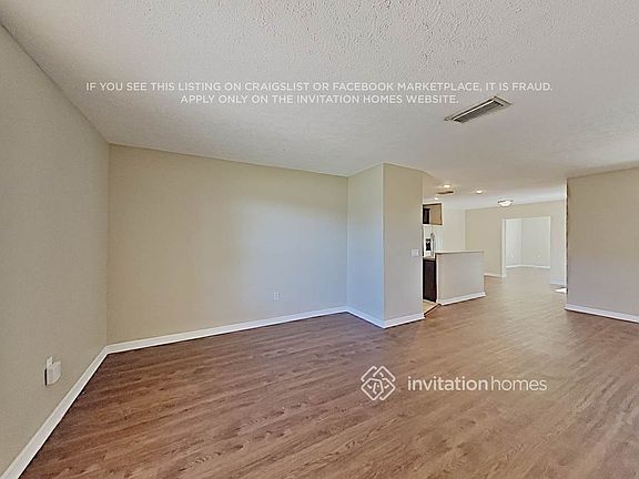 3rd image of 7406 Capitano St
