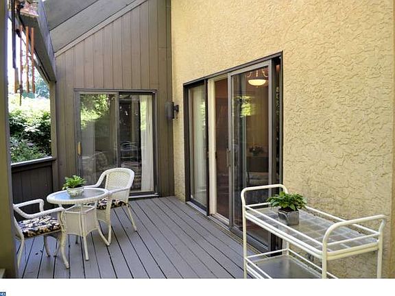 5th image of 105 Ashley Ct