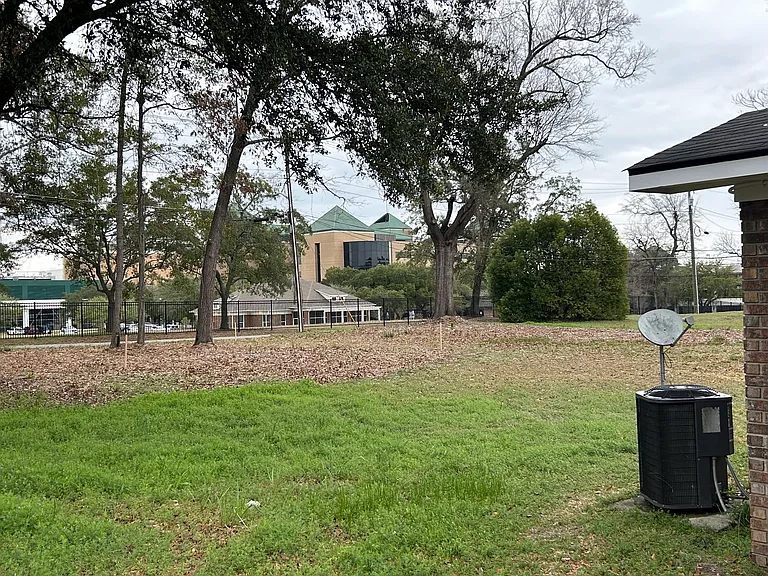 509 Park Ln — Photo 10