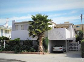 1416 Armacost Ave, Los Angeles, CA