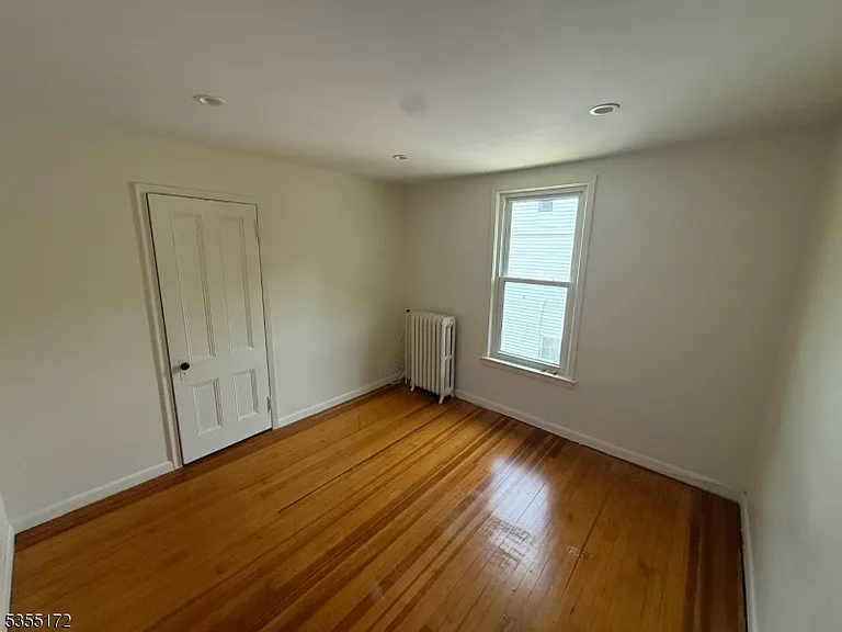 19 E Hanover Ave — Photo 24