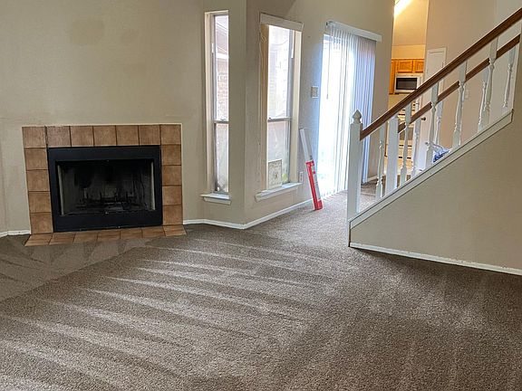 2nd image of 115 Cacao St