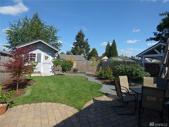 2nd image of 224 K St SE