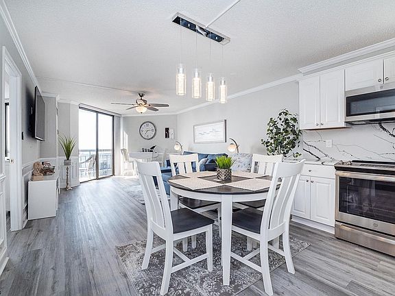 4th image of 935 Ocean Ave APT 512