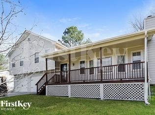 5029 Shelley Ct, Sugar Hill, GA 30518