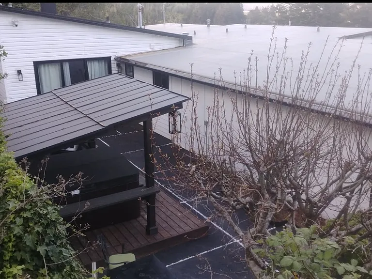 1398 Oregon Ave — Photo 35