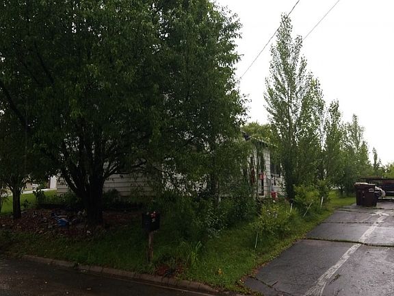2nd image of 205 Casper St