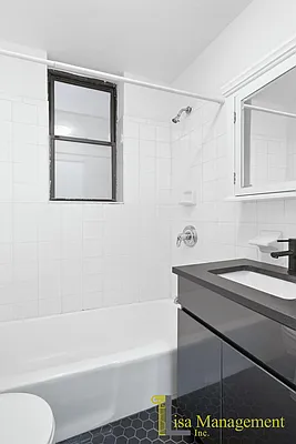 Rented by Lisa Management Inc | media 6