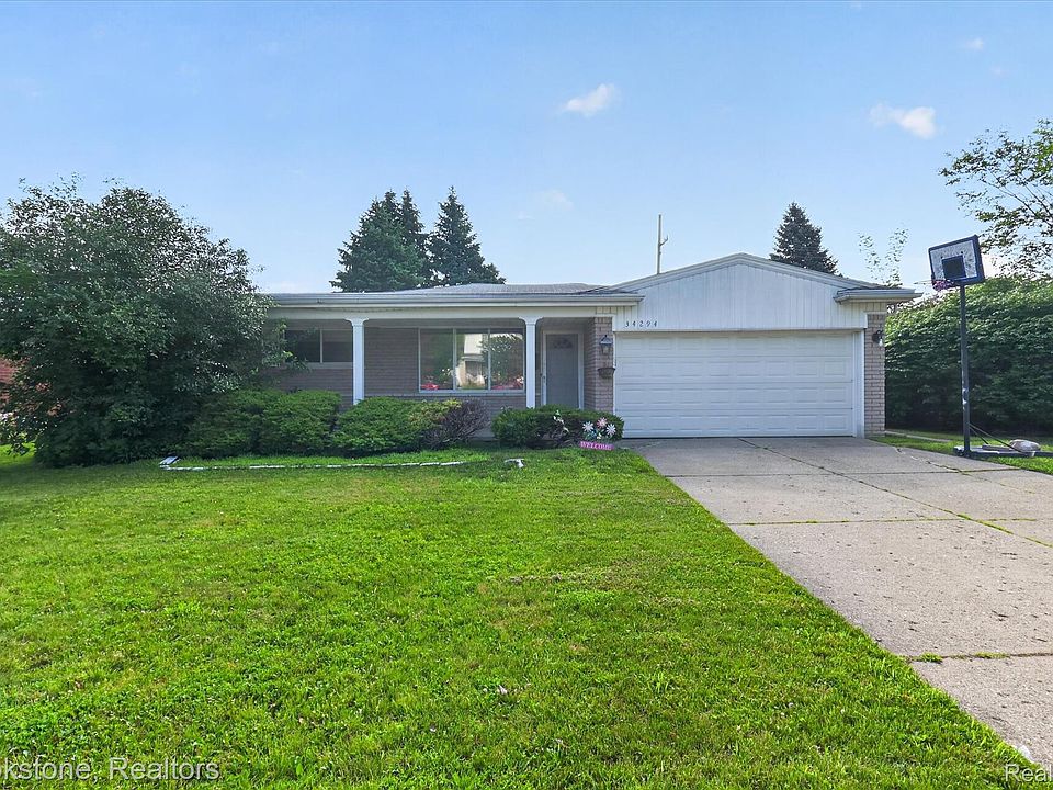1st image of 34294 Greentrees Rd