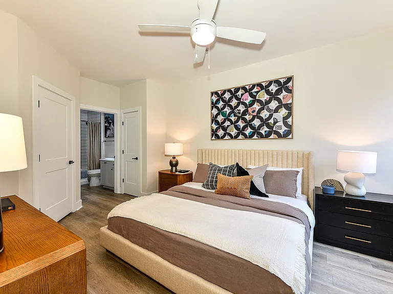 Brand New Diamond Renovation!
