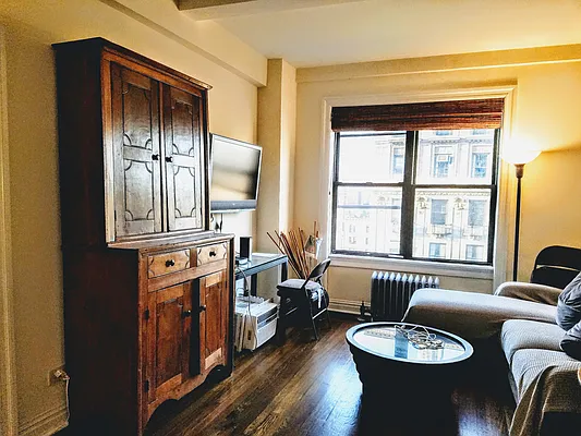 Rented by Corcoran | media 7