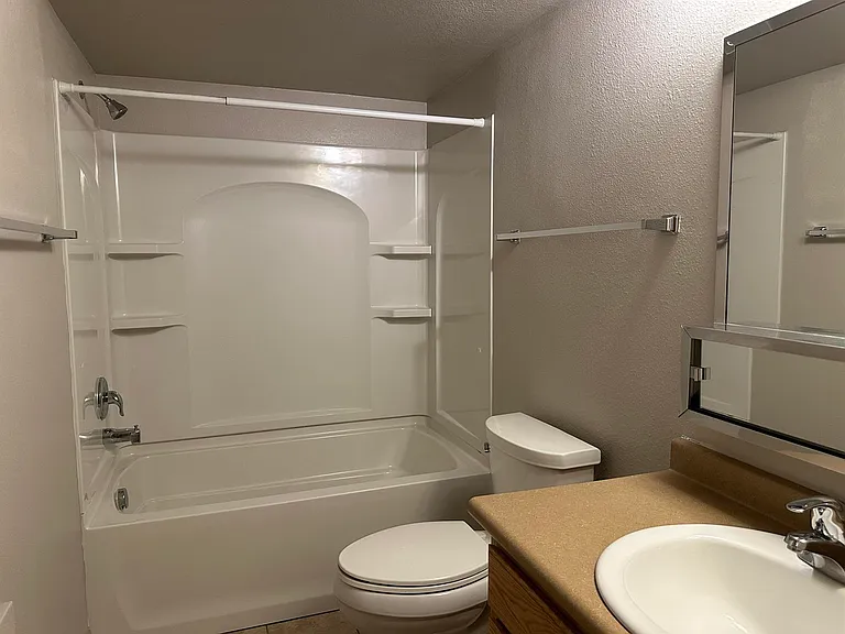 Sycamore Gardens Apartments — Photo 7